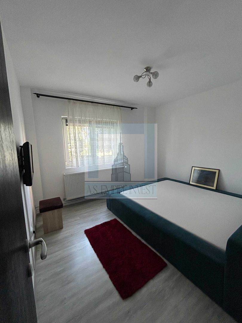 Apartament decomandat, cu 4 camere - str. Hărmanului - Poză 3