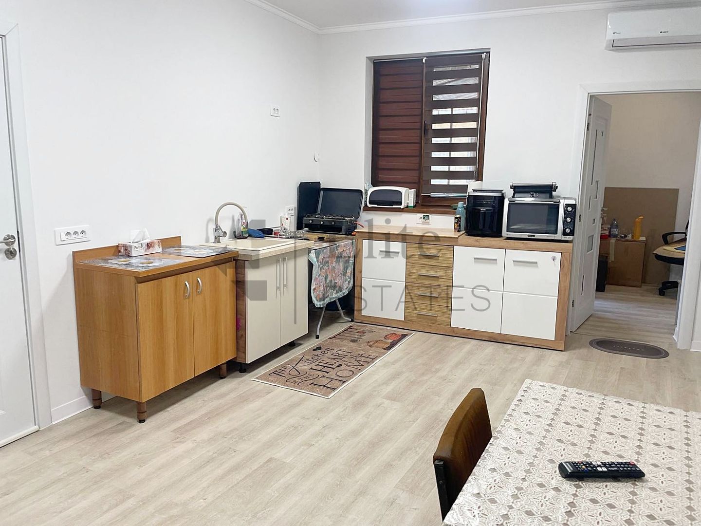 Casa cu 4 camere central in Oradea - Poză 16