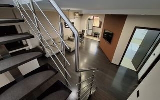 Apartament pe 2 nivele intrare Dumbravita - Poză 22