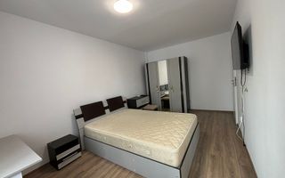 Garsoniera 30 mp, centrala proprie, balcon, zona UMF - Poză 2