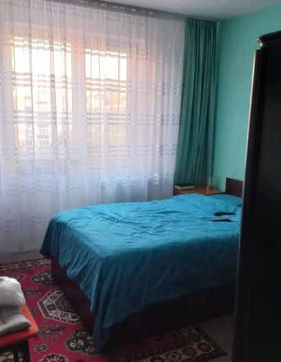 APARTAMENT 3 CAMERE ETAJ 6/8 BLOC 1981 METROU GORJULUI - Poză 2