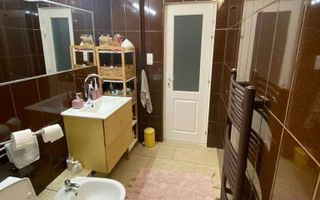 3 Camere Decomandat - Renovat  Mobilat/Utilat - Zona Dacia - Poză 8