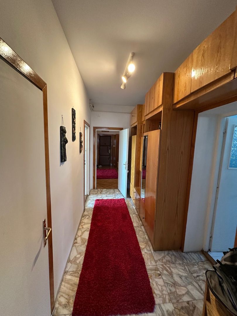 Apartament 5 camere in imobil tip asociatie zona Centrala - Poză 18