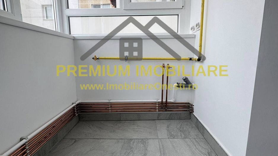 Apartament 2 Camere - Etaj 1 - Zona Mal - Renovat - Poză 11