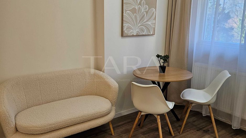 Garsonieră modernă, complet utilată, în zona Centrala - Poză 3