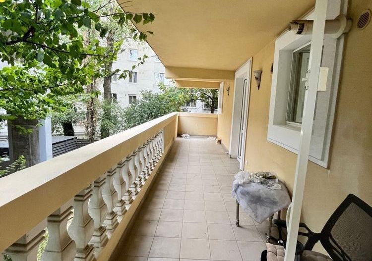 Vanzare apartament spatios 3 camere, 2 bai, bloc 2009, Titan, 10 min metrou - Poză 5