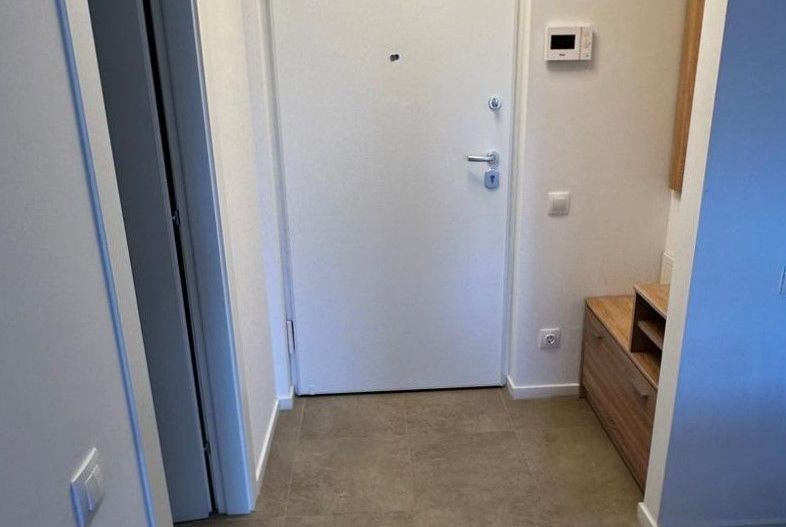 Studio Dublu Superb cu Terasa Generoasa H Pipera Lake - Poză 11