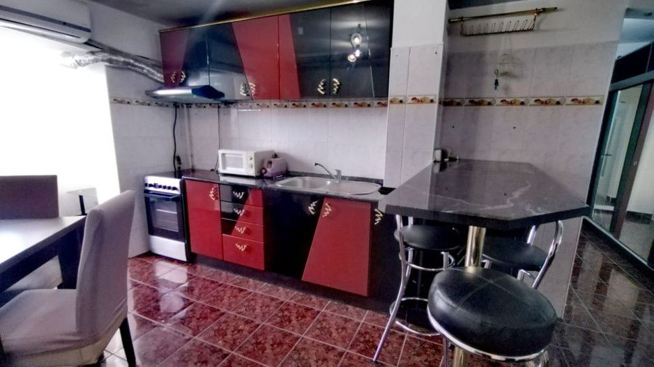 Apartament 3 camere, etaj 1, aproape de Facultate, zona Micalaca - Poză 4