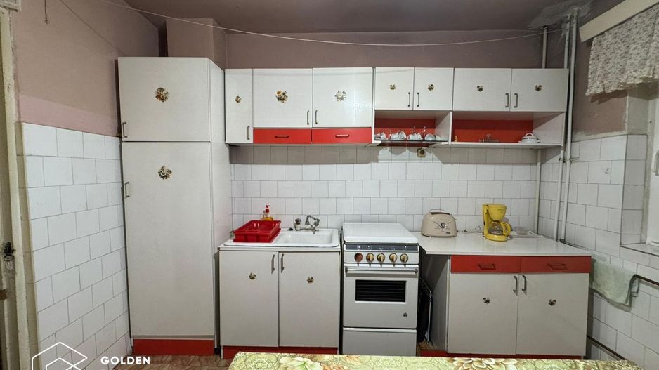 Apartament cu 3 camere, etaj 1, zona Torontalului-Bucovina - Poză 5