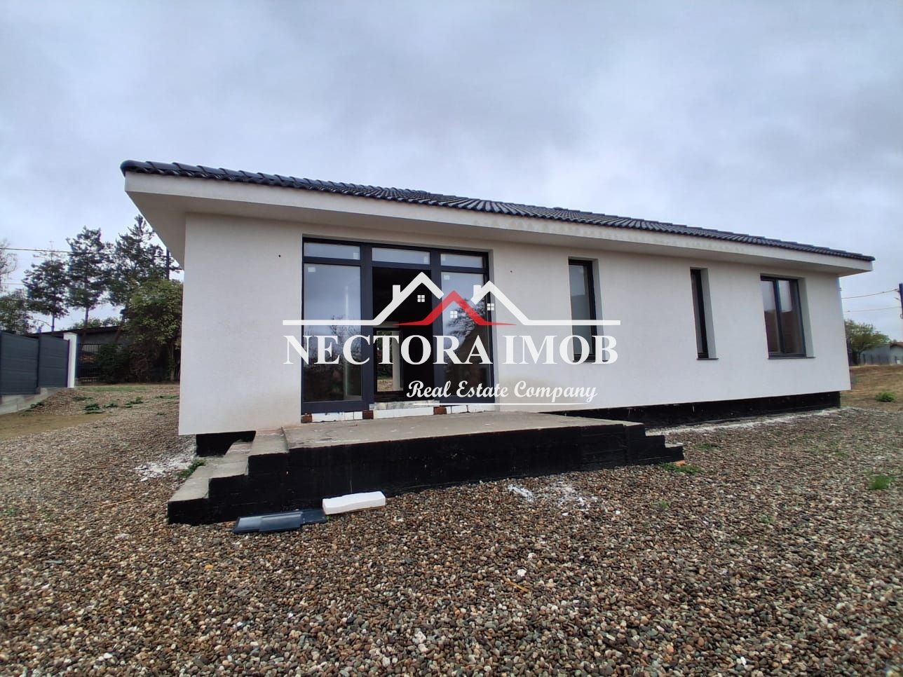 NECTORA IMOB-Casa 4 camere,2 bai,Zona Paleu,Toate Utilitatile, 572 mp - Poză 1