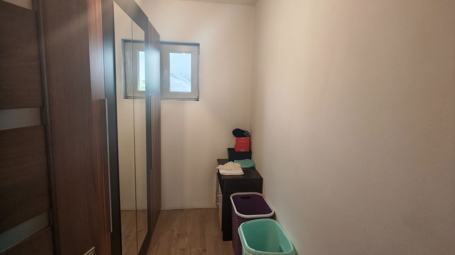 Individuala Parter Becicherecu Mic,4 Camere,2Bai,Panouri Fotovoltaice - Poză 12