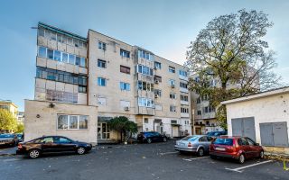 Apartament 2 Camere, Etajul 1, Piața Mihai Viteazul, Arad - Poză 2