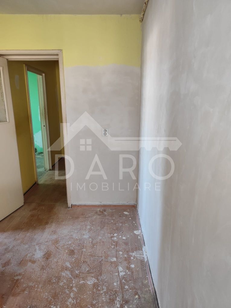 De vânzare apartament 2 camere - Poză 3