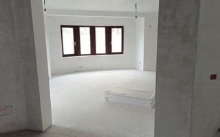 Casă/Vilă Dumbrăveni/Suceava - Poză 27