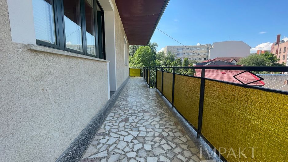 De inchiriat-Apartament cu 4 camere, Garaj și Parcare | Zona Centrala - Poză 11