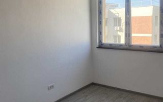 apartament 3 camere, RENOVAT 100 %, totul nou - Poză 3