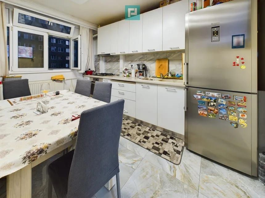 APARTAMENT MODERN DECOMANDAT APUSULUI - Poză 2