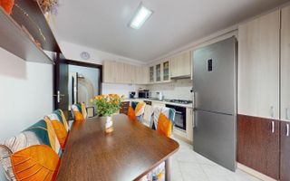 Apartament 3 camere, 121 mp,2 bai, 3 balcoane-zona Subcetate/Sanpetru - Poză 3