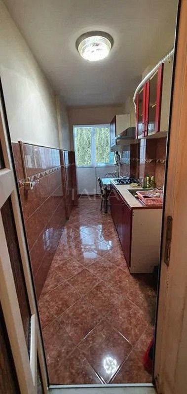 Apartament cu 4 camere, decomandat, Manastur., zona BIG. - Poză 2