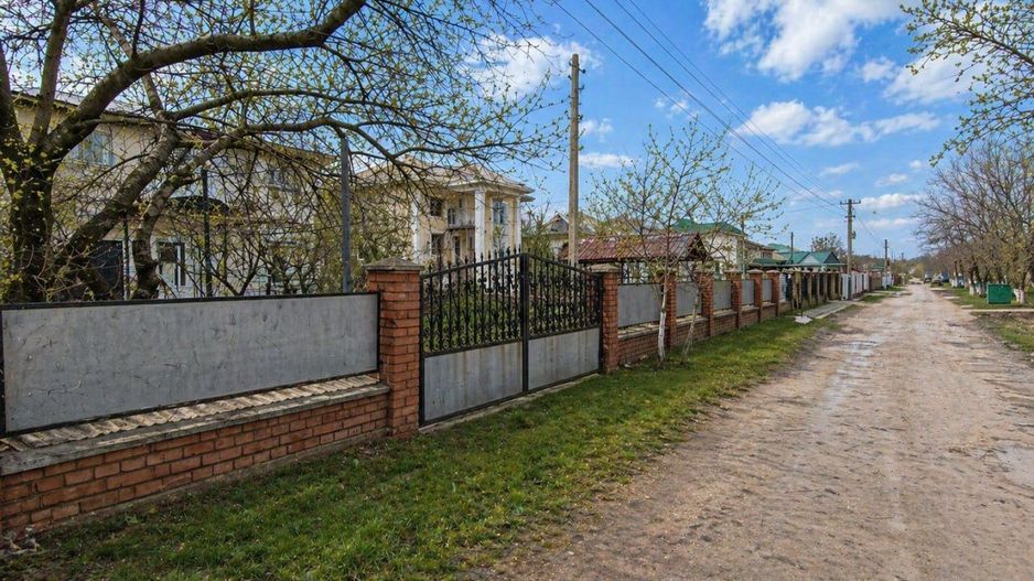 Casă + teren 7,48 ari și garaj – Drochia | 178 m² | 55.000 € - Poză 10