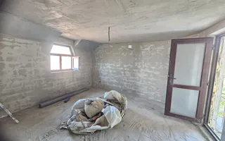 Vila generoasa cu piscina,garaj subteran si curte cu terasa-Turda - Poză 14