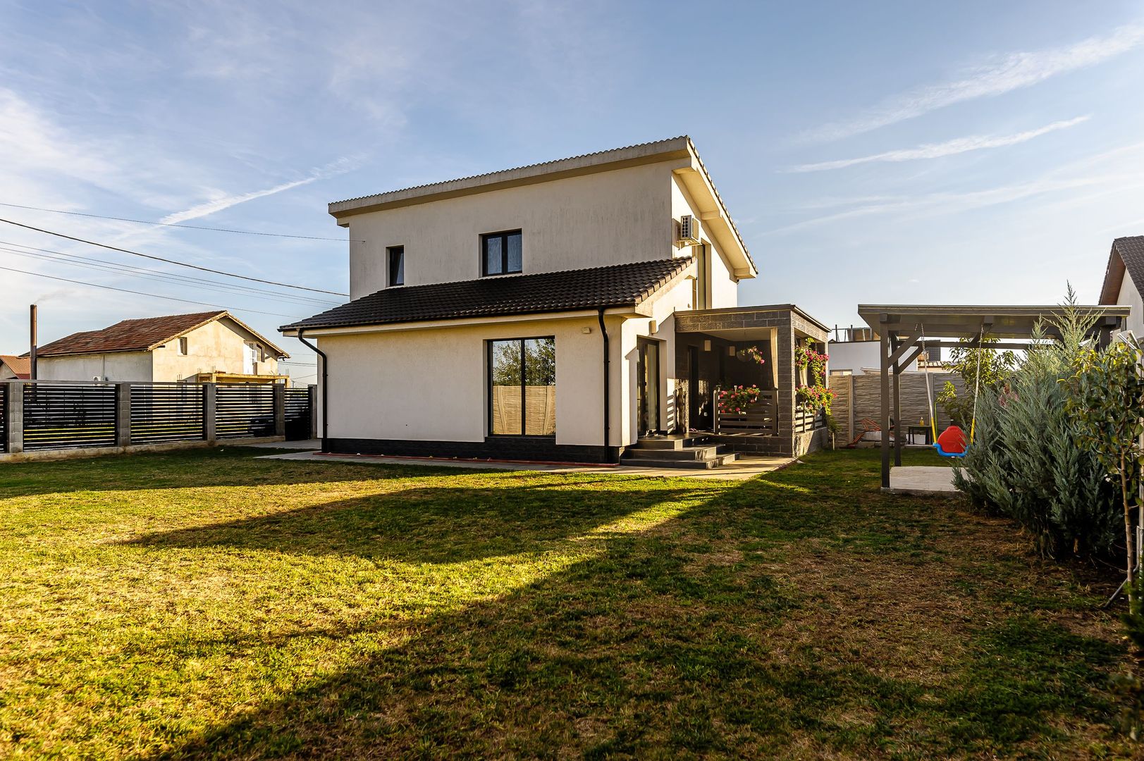 Casă modernă, finisaje premium – Vladimirescu, lângă Arad - Poză 2