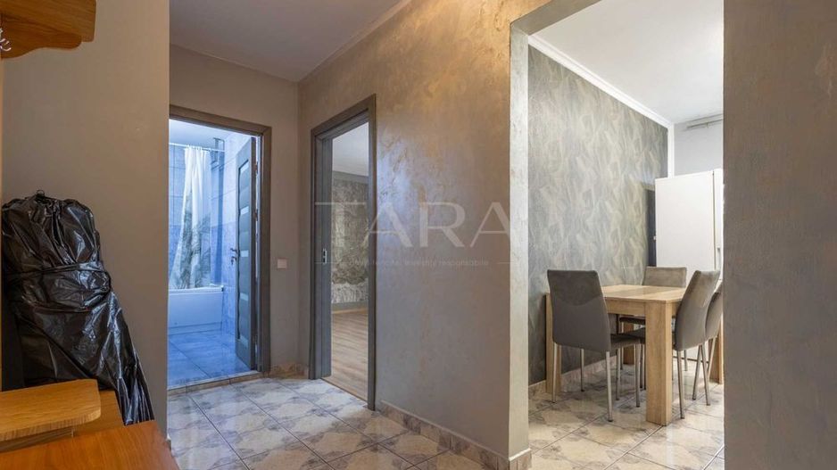 Apartament 2 camere cu balcon și parcare în Florești – zona centrala.. - Poză 1