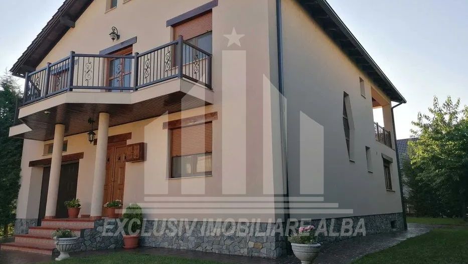 Casa individuala de vanzare, Alba-Micesti - Poză 1