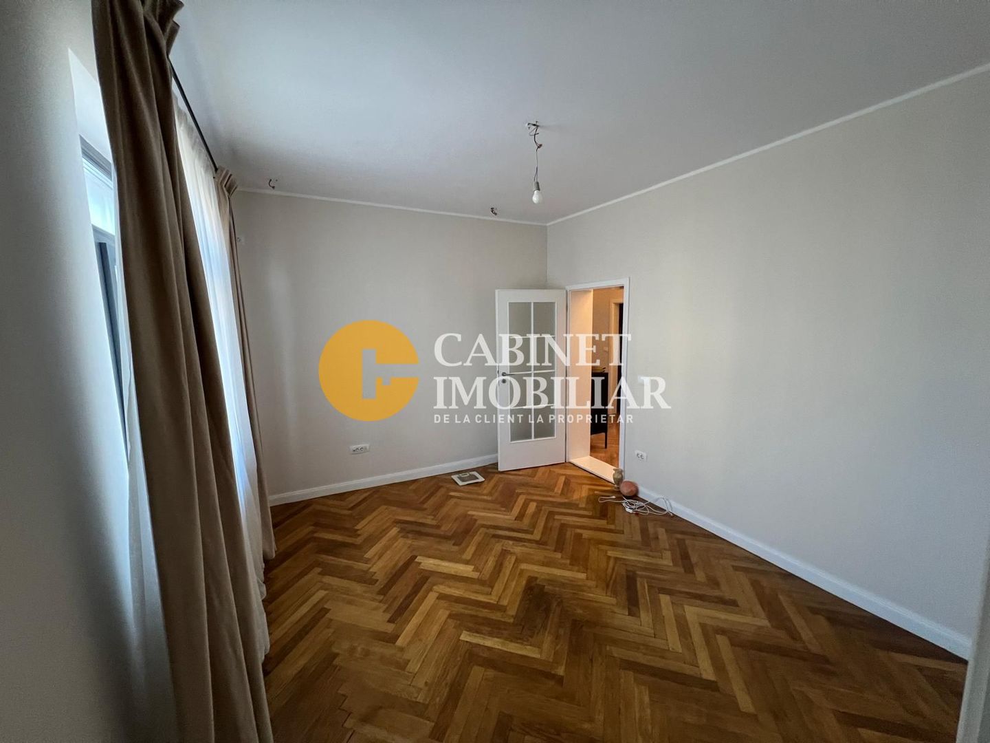 Sararie - 3 camere - Intabulat - Poză 10