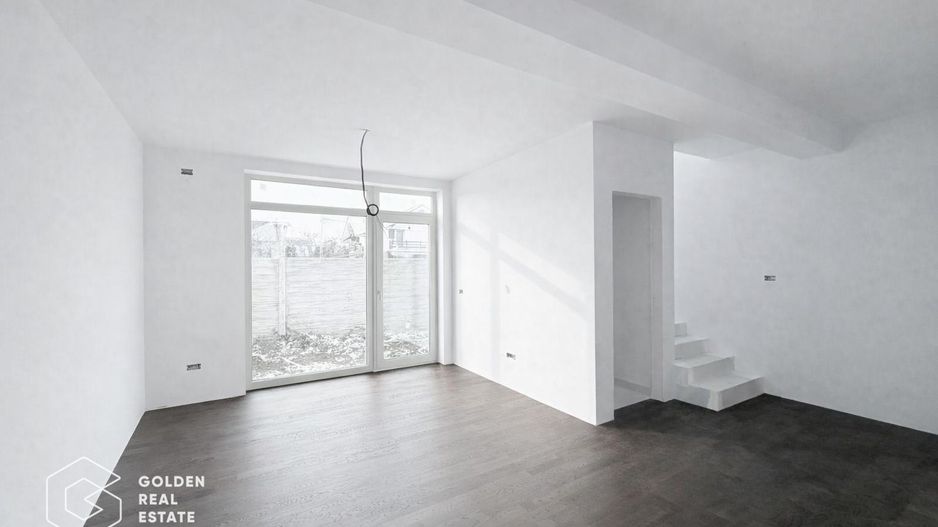 Jumatate de duplex, casa la pret de apartament in Chisoda - Poză 1
