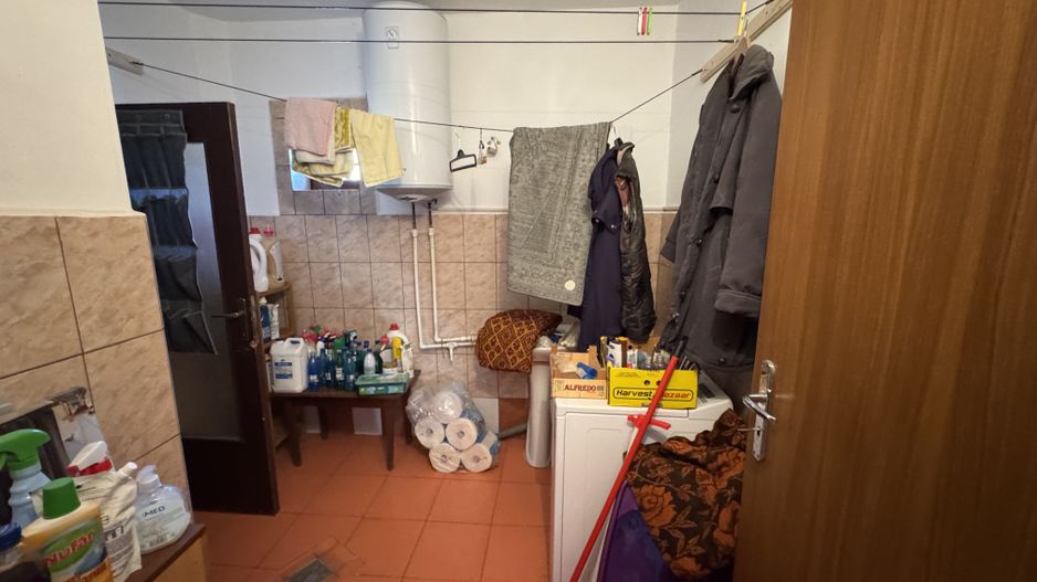 Casa Individuala Becicherecu Mic,P+E,8 Camere,6 Bai,Multiple Anexe - Poză 24