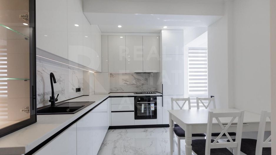 Chirie, apartament, 2 dormitoare, str. Calea Ieșilor, Sculeni - Poză 2