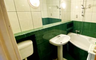 De închiriat apartament 4 camere, 2 băi, parc, metrou, Stefan cel Mare - Poză 8