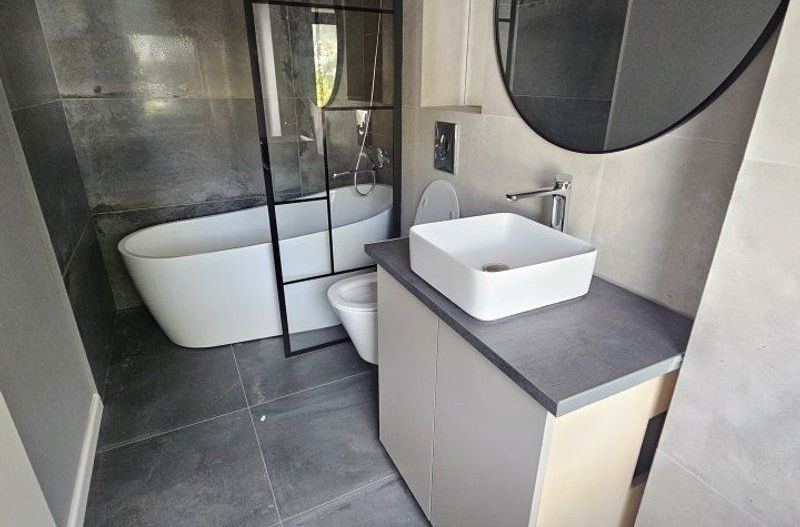 Apart 2camere , 2 bai si terasa zona 1Mai/ Domenii - Poză 11