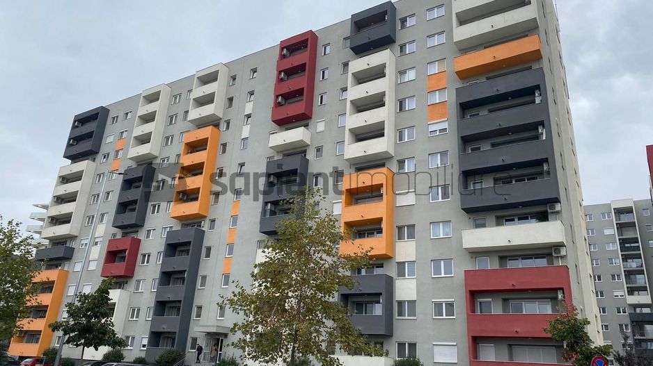 Apartament în PRIMA ONESTILOR - Poză 1