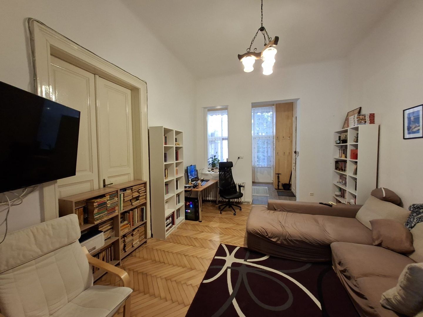 Apartament generos 4 camere la 5 minute de Piața Victoriei - Poză 2