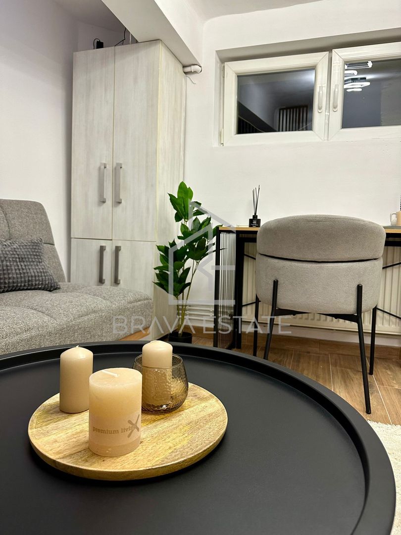 Apartament o cameră, 30 mp,  ultracentral, curte interioară 30 - Poză 6