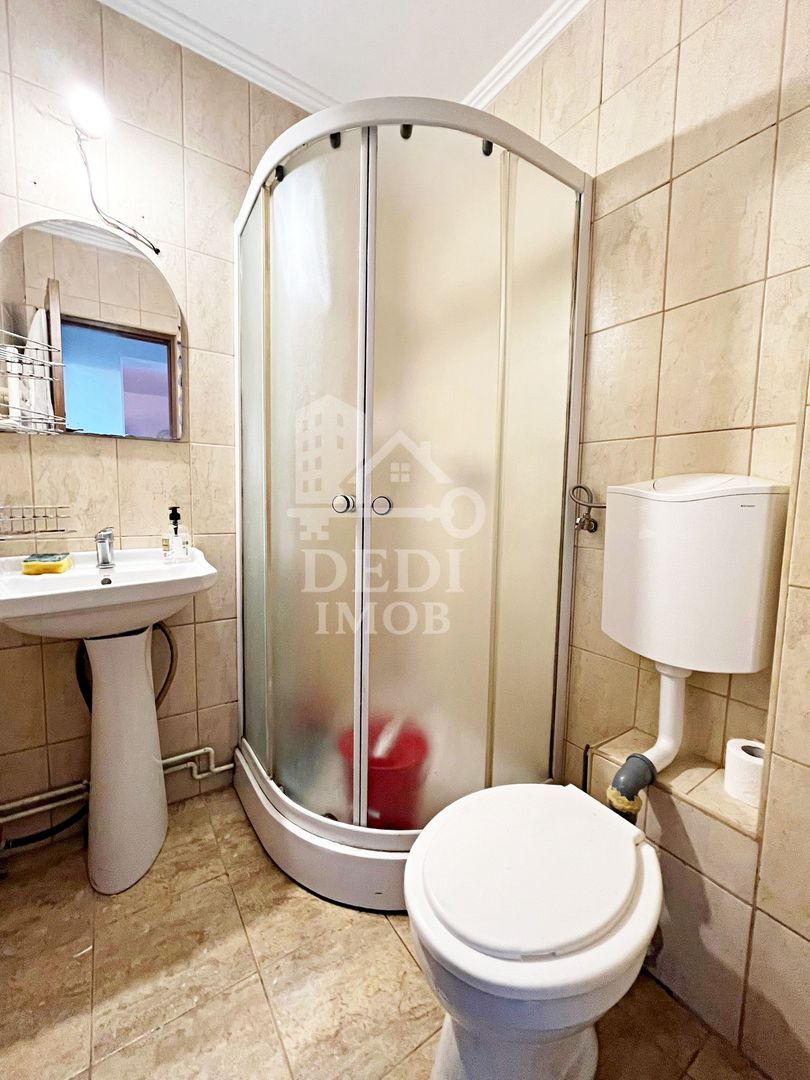 Apartament cu 2 camere de vanzare zona Rogerius, Oradea - Poză 11