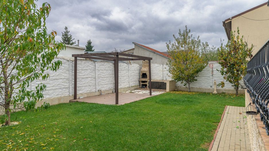 DE VANZARE  Vila 9 camere Colentina - Poză 53