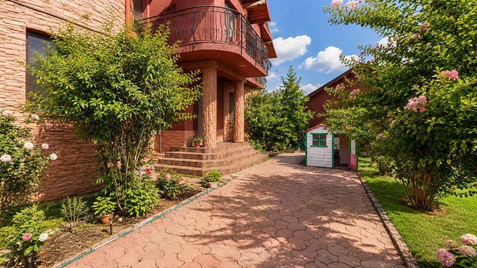 Vilă individuală cu 5 camere, piscină și curte generoasă | Mogoșoaia - Poză 30