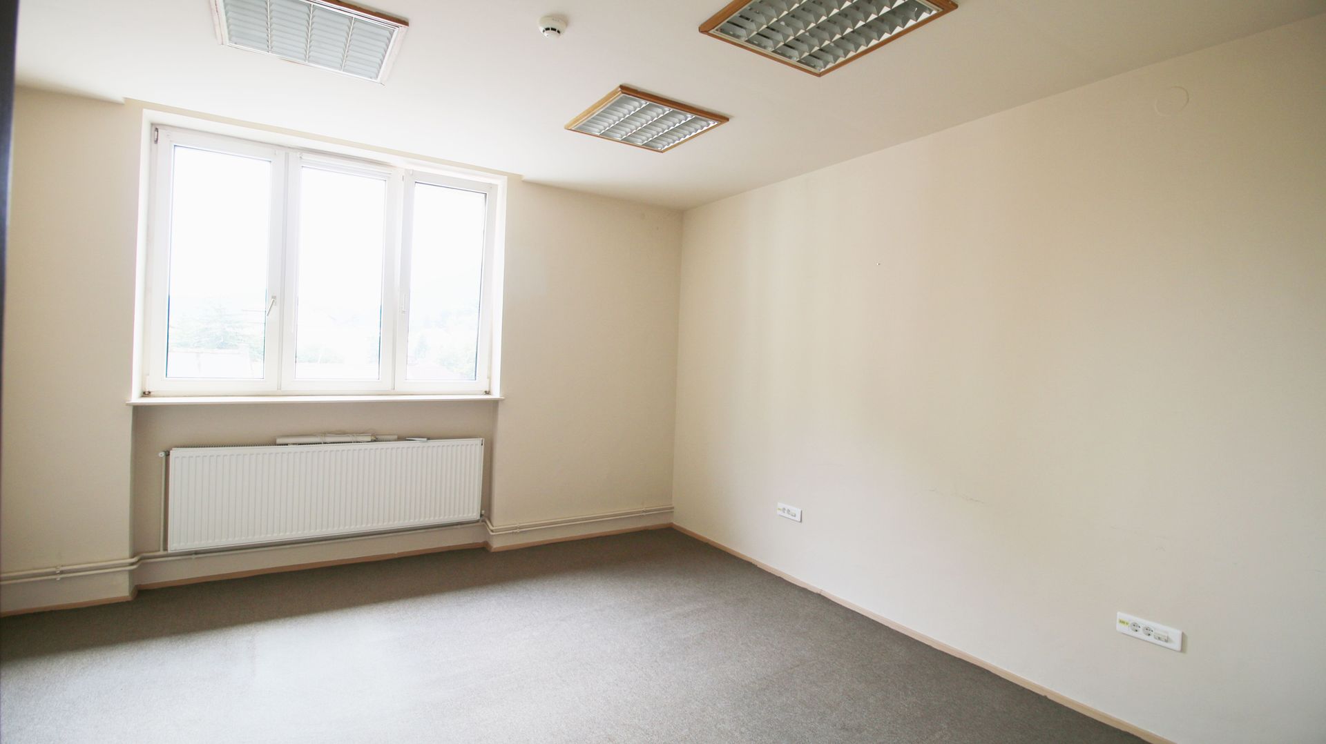 Inchiriere spatiu birouri - Poză 8