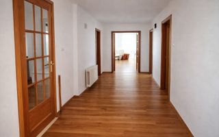 Vilă de închiriat | Suceava – Zamca | 450 mp | Ideal firmă / birouri - Poză 7