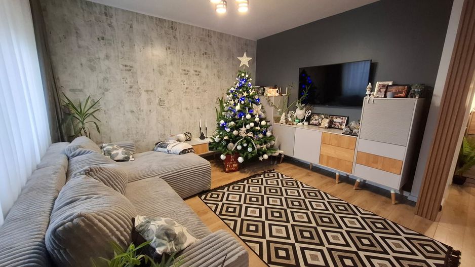 Casa in cartier exclusivist - Poză 3