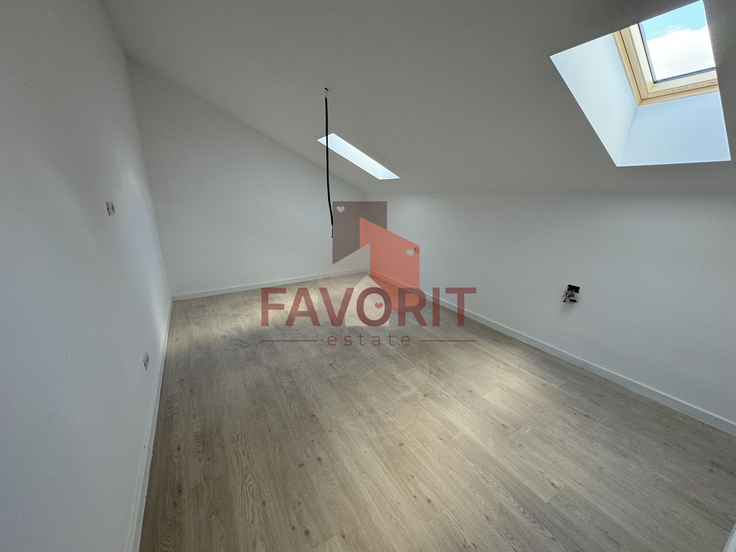 Apartament pe 2 nivele. Aproape de LIDL. Disponibil imediat - Poză 13