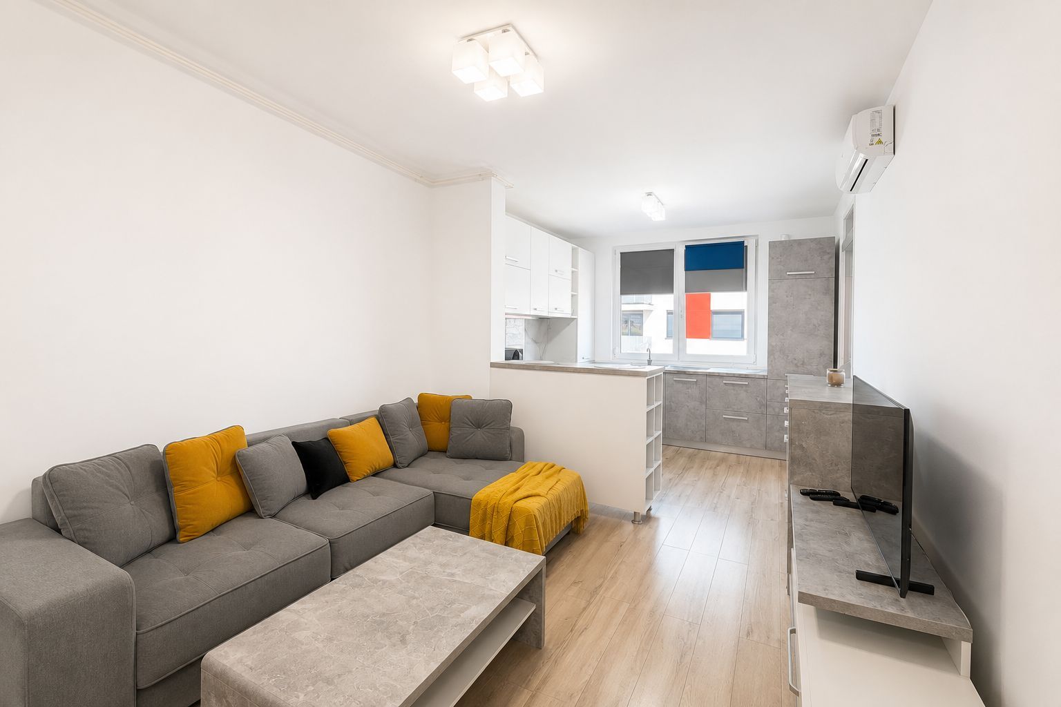 Apartament modern, 2 camere, Ared AFI,  loc de parcare - Poză 1
