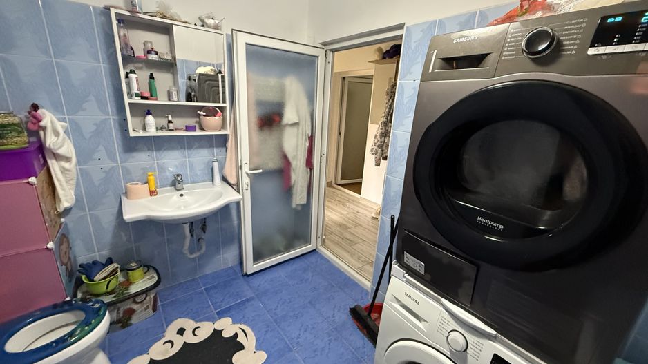 Ap 3 camere - transformat din alipirea a 2 garsoniere - 62 mp - parter - Poză 11