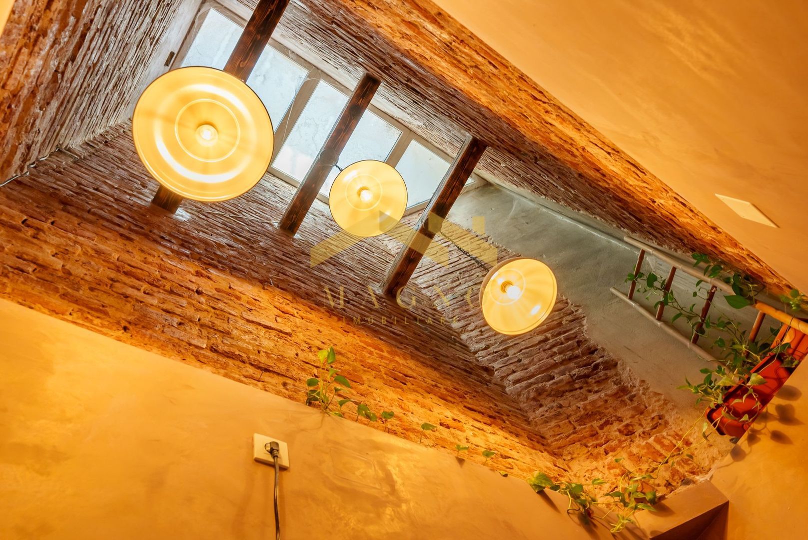 Apartament  superlux ,ultracentral de inchiriat . - Poză 19