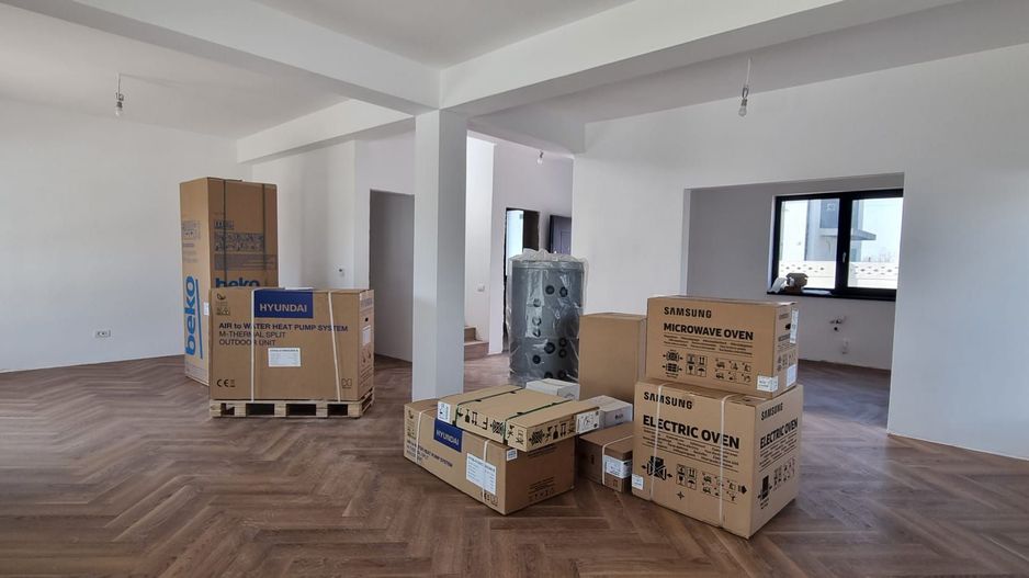 Vilă Individuală cu 700 mp Teren și Mansardă Amenajată - Poză 2