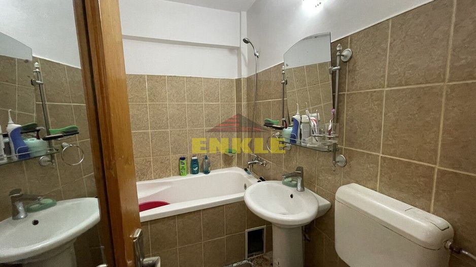 De vânzare apartament cu 3 camere, zona Gării - Poză 6