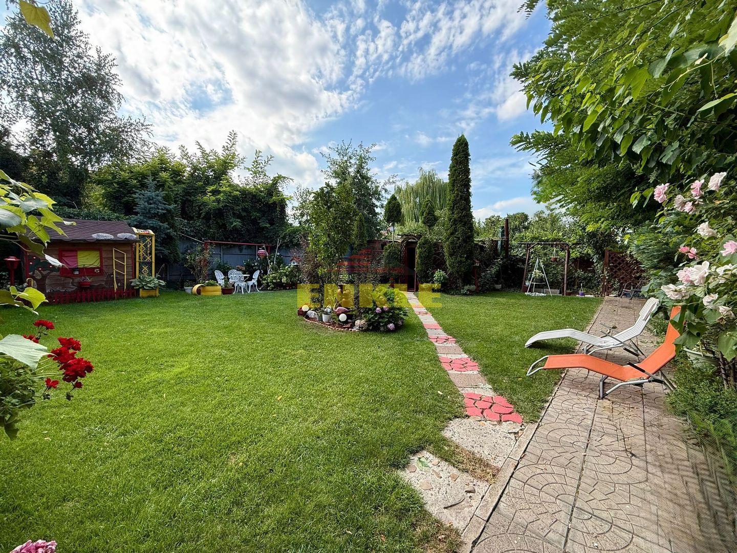 De vanzare apartament + teren generos în apropiere - Poză 18